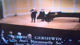 JASCHA HEIFETZ - GERSHWIN &lsquo;IT AIN&rsquo;T NECESSARILY SO&rsquo; FROM THEATRE OF CHAMPS ELYSEES IN PARIS 1970.