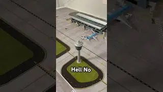 The package was so damaged when I got it .Unboxing 1:400 airport control tower #gemini #geminijet
