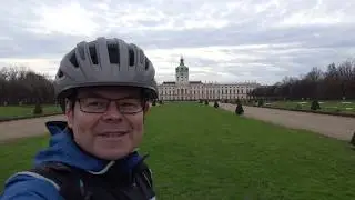 Unterwegs Am Charlottenburger Schloss   im Dezember 2019