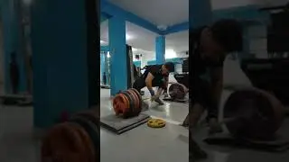 prep for the first powerlifting meet / 220kg DL