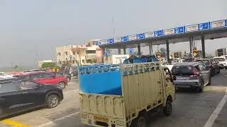 Heavy traffic on toll plaza #tollplaza #trending