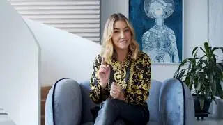 Episode 2 - Jules Sebastian shows off her stylish robes