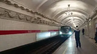 НЕОЖИДАННО! Перегонка зелёной Невы! С моими друзьями Стас и Александр!