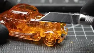 Slicing Amber Resin: ASMR Close-Up Magic #asmr #resinart #satisfying