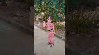 မျက်မှန်ပြောင်းပြန်လေးတပ်ထားမိတာတော့ sorry 😁