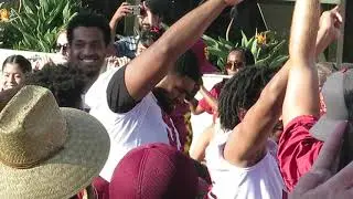 trojancandy.com:  The 2019 USC Football Team Walked into the Heritage Hall Plaza for the Utah Rally