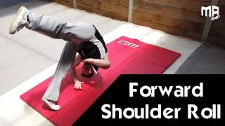 One hand forward roll (Forward shoulder roll) - Martial Arts Falling Techniques