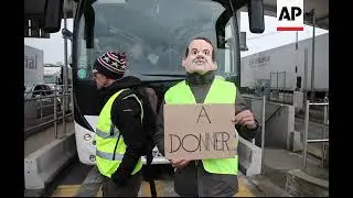 STILLS Protests against fuel taxes across France