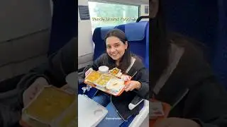 Train food🚃 #food #foodie #foodblogger #train #trainfood #india #shorts #youtube #indian #minivlog