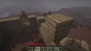 Моя сестра играет в хоррор сборку Minecraft, а друг сидит троллит звуками