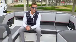 Cobalt CS23 Surf - Walk Around