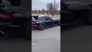 Brutal DODGE VIPER ACR 🔥 Street donuts