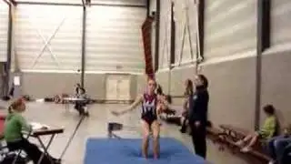 Michelle op trampoline