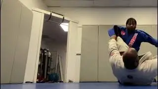 How to do a Basic Sweep from Spider Guard (BJJ)