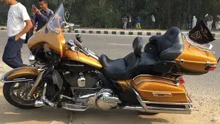Throttle Shrottle with BOMB !! Brothers on Motor Bike