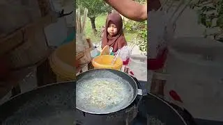 Papeda Satu Gulung 1000 Rupiah  #streetfood #food #cooking #jajanan #makanan
