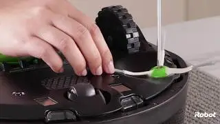How to Replace the Cleaning Head Module | Roomba&reg; i and e series | iRobot&reg;