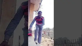 Short Video The Train is Running..fast Lc Crossing,#youtube  chainnal.