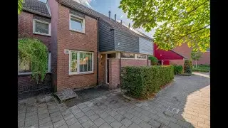 Ruime tussenwoning op bijzonder fijne locatie dichtbij winkelcentrum De Rompert in 's-Hertogenbosch