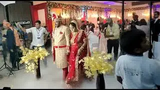 Dulha dulhan entry