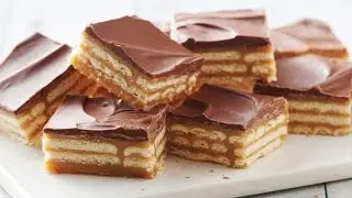 Triple-Layer Cracker Toffee Bars | Pillsbury Recipe