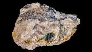 L&ouml;llingite - Mount Mica Quarry (Mount Mica Mine), Paris, Oxford County, Maine, USA