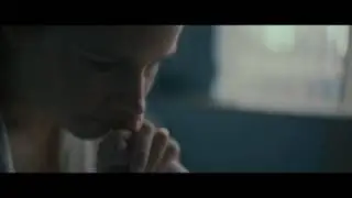 Sc&egrave;ne d'intro - Premier Contact