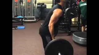 Jesse Metcalfe Working Out His Biceps