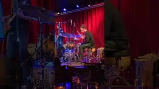 Jamie Peet - Mindblowing solo over vamp