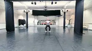 Small jump #DanceJourney #balletlife #ballet #centerexercises #smalljump