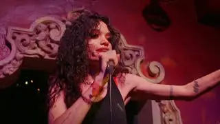 Halo Kitsch - A Hit of You (A Bit of You) | School Night Concert (Live at Bardot)
