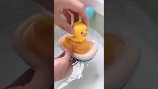 Bath time will NEVER be the same! 🦆💦 #shorts #viral #toys #kids #funny