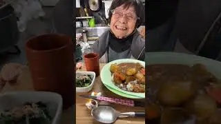95 year-old Japanese grandma tonight dinner is curry rice. #wholesome #japanesefood #cooking