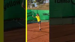 Probamos la Nueva YONEX PERCEPT 97 - Primeras Impresiones | #shorts | Tennis-Point