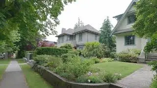 Vancouver Canada's Marvelous Dunbar Area - Blenheim Street - W35th Avenue to Mackenzie Street. Life.