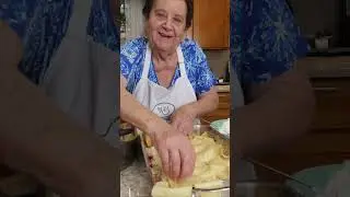 Warning: May cause extreme hunger! Nonna Pia's Lasagna is officially complete! PART 2! #nonnapia