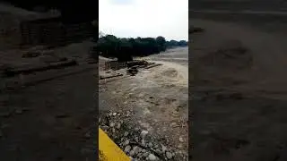 Otra peque&ntilde;a base, que soportar&aacute; el nuevo Puente sobre el R&iacute;o Ariari