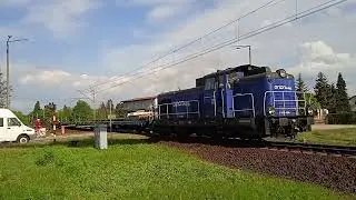 #D29-61 Pociągi na przejeździe kolejowym w Lublincu LK61