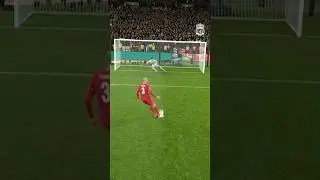 Fabinho's PANENKA 😱