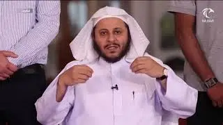 أين يوضع الكرسي في الصف حتى يكون مساويا للصف لمن يصلي على الكرسي ولا يستطيع القيام؟عزيز فرحان العنزي