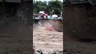 Iron bridge on Mirik road above Dudhiya damaged due to  heavy rain 🌧️ #siliguri #dudhiya