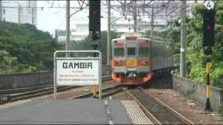 KRL JABODETABEK TMG seri6000 di stasiun Gambir