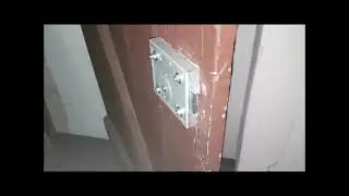 Einbruchsschaden Kellert&uuml;r aufgebrochen. Schloss neu befestigen  Video1209