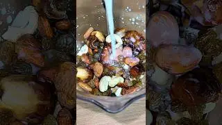 Dry Fruit Milkshake Asmr #shorts #shortsfeed #food #asmr #milkshake