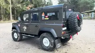 FM Electrics 1/8 Land Rover Defender 110 - forest trail