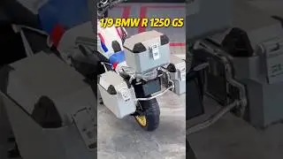 Own the adventure&mdash; BMW R1250 GS 1/9 Scale Diecast