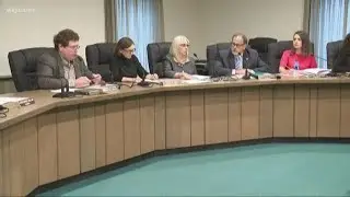 Willoughby Hills holds first council meeting since mayor tried to fire 6 members