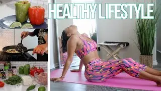 WHAT I REALISTICALLY EAT IN A DAY!!!  & Quarantine Workout Routine