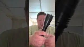Jolt 95,000,000 tazer flashlight