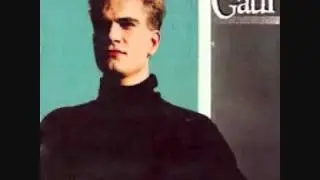 &Aacute; bak vi&eth; fj&ouml;llin h&aacute;u. - Gaui